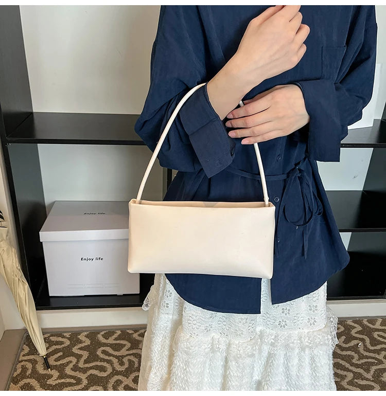 Sac souple pour femme uni – Nouveauté Printemps/Été 2025 – Sac polyvalent porté croisé ou à l'épaule (style « sous le bras ») en PU – Sac carré idéal pour le quotidien