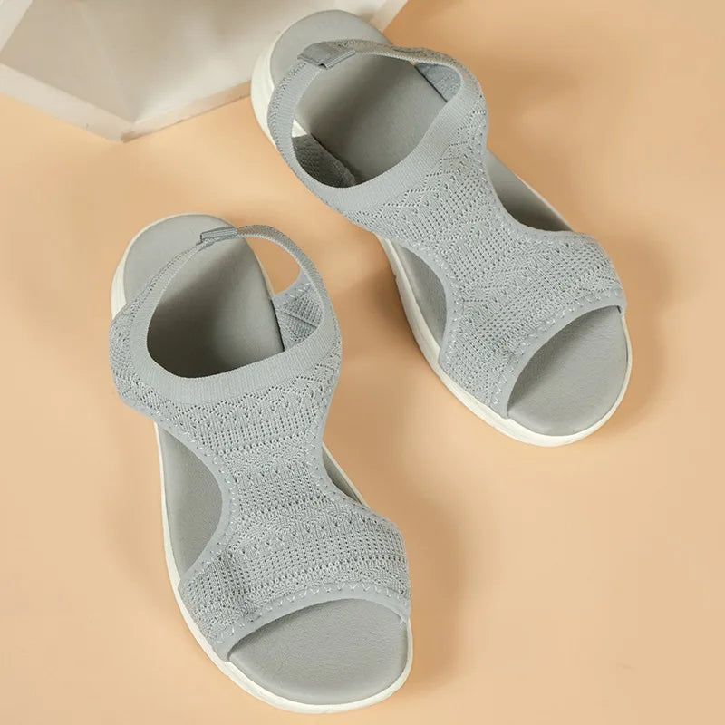 Sandales de sport décontractées et confortables pour femme – Été 2025 – Sandales compensées de plage et sandales romaines en maille tricotée