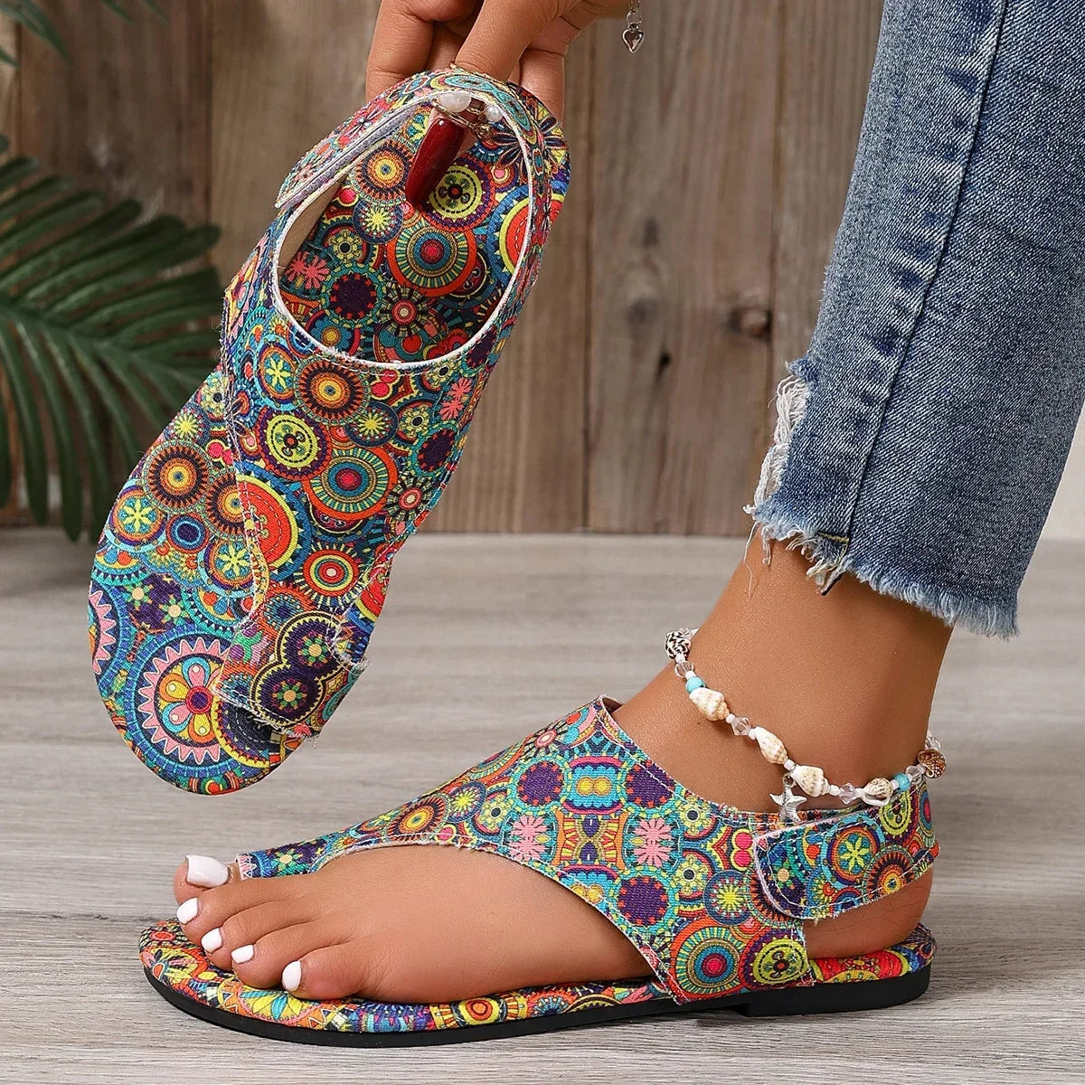 Sandales plates pour femme 2025 – Confortables, style bohème et romain, à motifs – Chaussures tendance