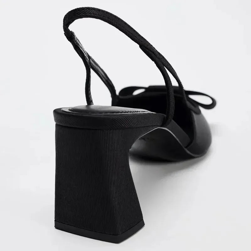 Escarpins sexy en cuir verni bordeaux à bout pointu pour femme – Chaussures de créateur élégantes et confortables avec bride arrière et nœud, idéales pour les soirées et banquets.