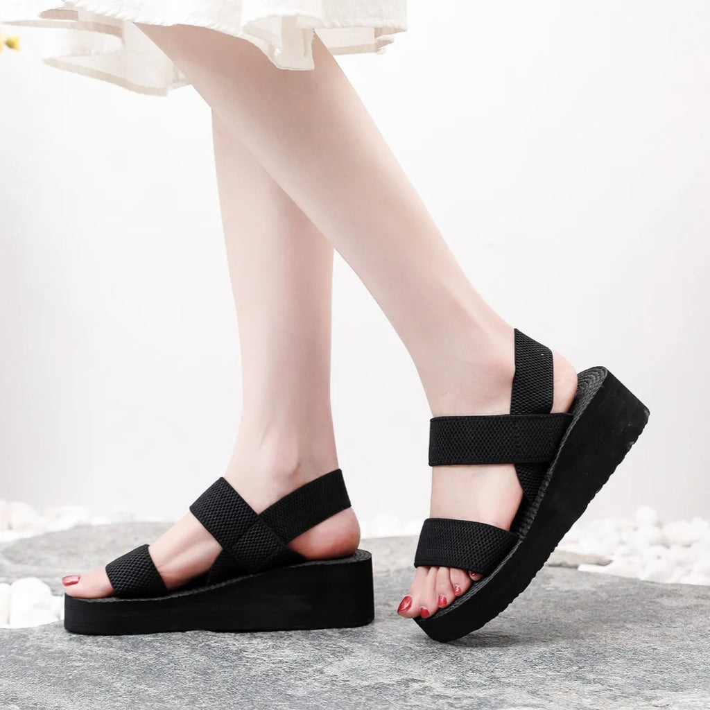 Sandales compensées minimalistes à bride arrière pour femme – Grandes tailles – Chaussures d'été à plateforme pour l'extérieur – Sandales de loisirs légères et souples en EVA