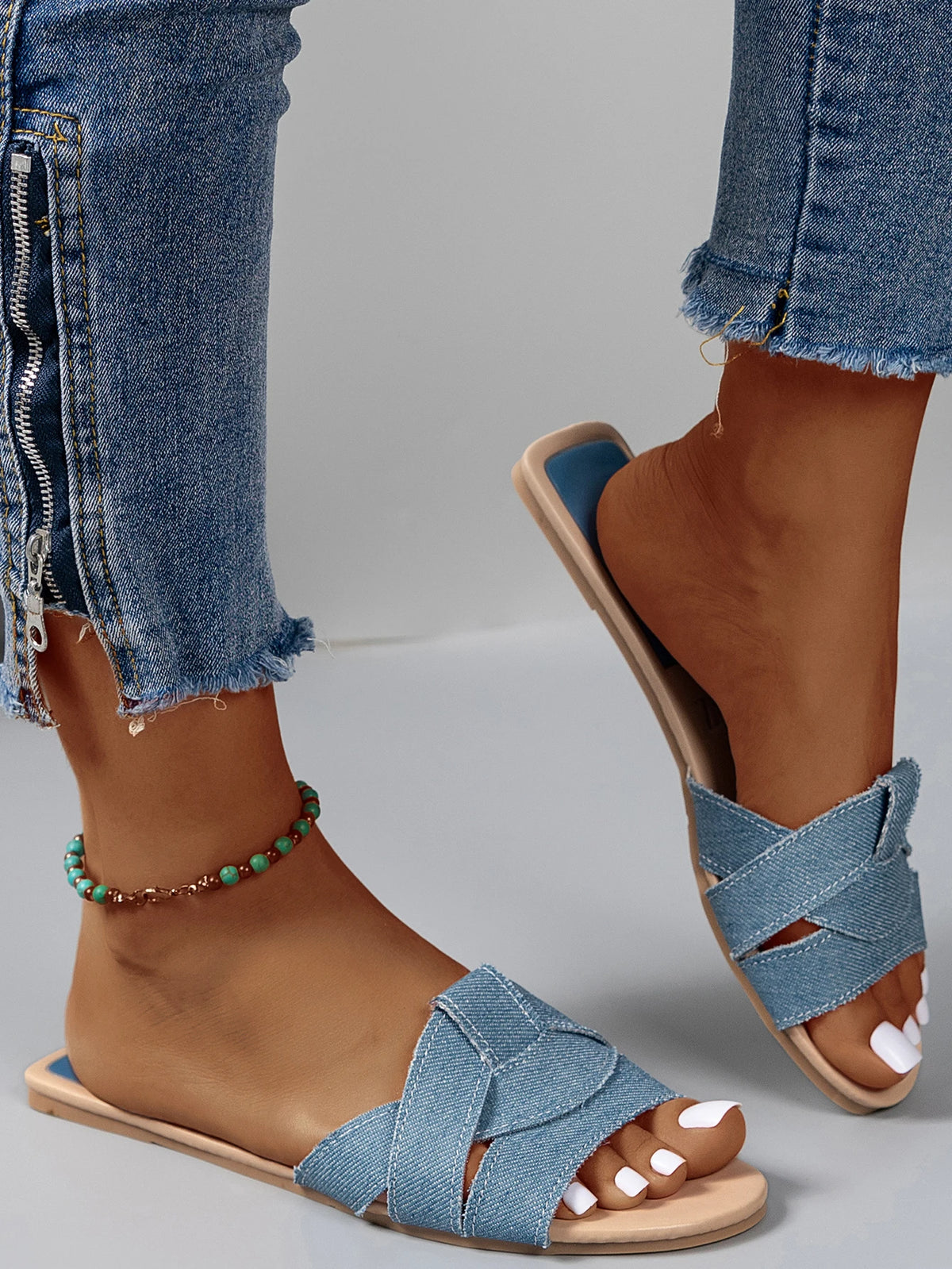 Sandales pour femme de luxe tendance 2026 – Modèle tressé confortable, style décontracté pour l'été, mules plates (grandes tailles disponibles)
