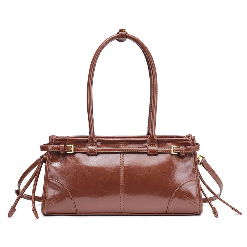Nouveau sac bandoulière pour femme style Boston 2025 – Cuir souple effet huilé/ciré, design superposé, style moto chic