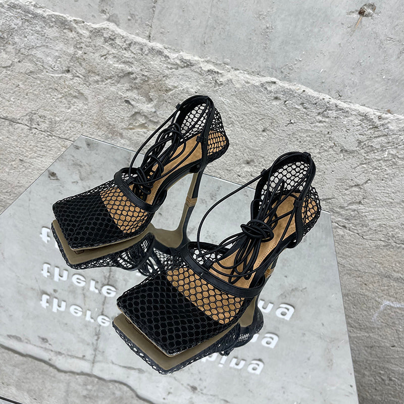 Aneikeh – Escarpins-sandales sexy en résille pour femme (été 2025) – Bout carré, talons aiguilles hauts, lacets croisés, style ajouré – Idéal pour soirées et occasions habillées