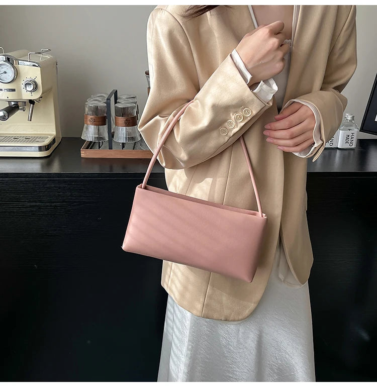 Sac souple pour femme uni – Nouveauté Printemps/Été 2025 – Sac polyvalent porté croisé ou à l'épaule (style « sous le bras ») en PU – Sac carré idéal pour le quotidien