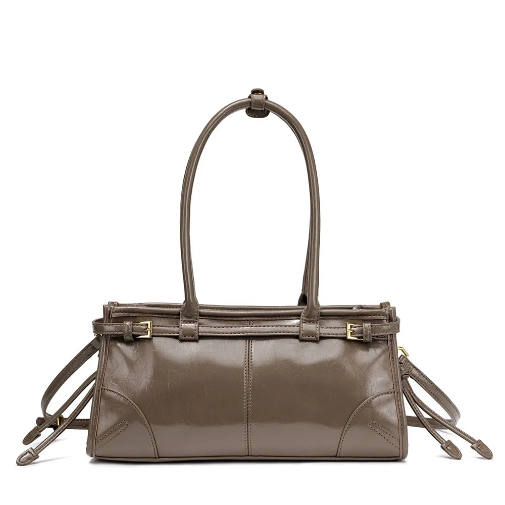 Nouveau sac bandoulière pour femme style Boston 2025 – Cuir souple effet huilé/ciré, design superposé, style moto chic