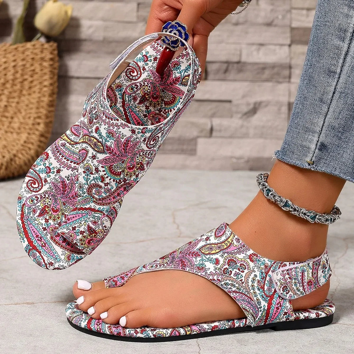 Sandales plates pour femme 2025 – Confortables, style bohème et romain, à motifs – Chaussures tendance