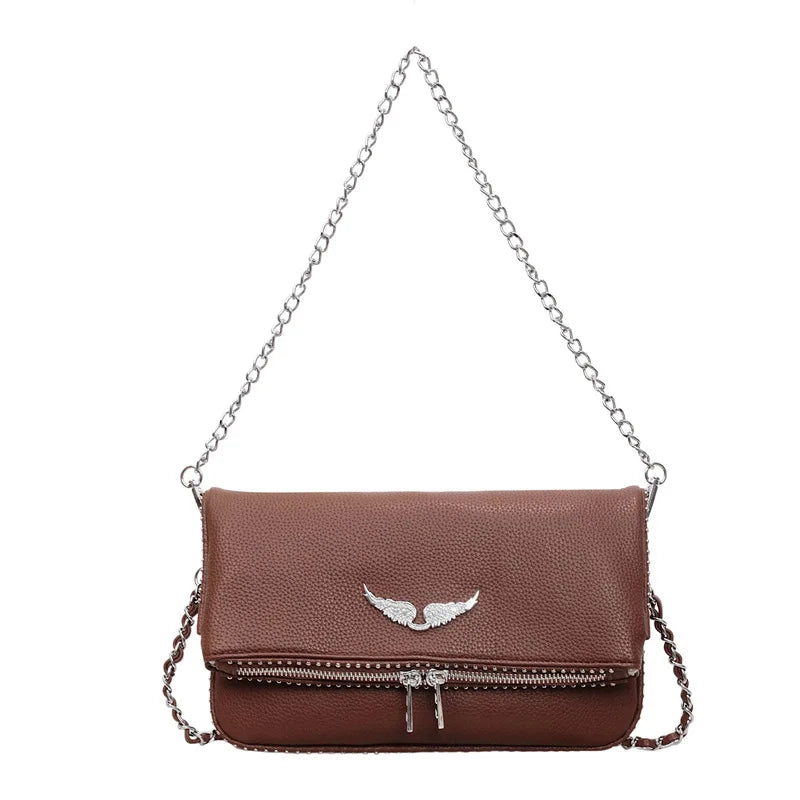 Petit sac carré tendance et épuré pour femme – Sac bandoulière avec chaîne, style rétro, porté épaule ou à la main.