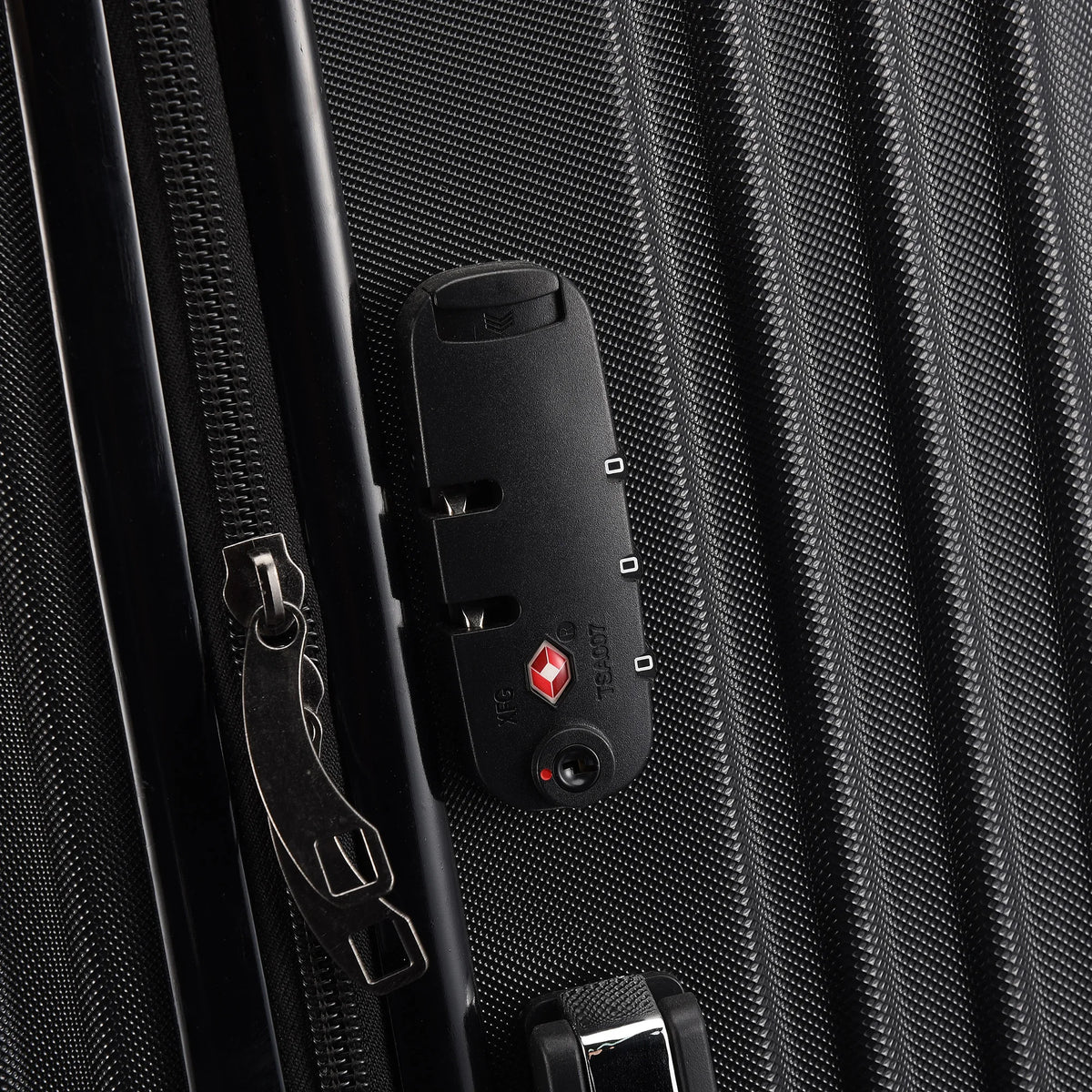 3-piece suitcase set 20-24- 28" Set ABS hard shell travel luggage set 4 wheels zipper telescopic pull rod M-L-XL set Black
