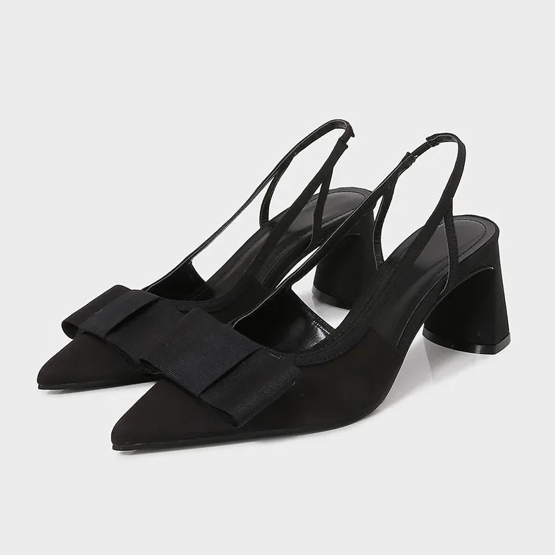Escarpins sexy en cuir verni bordeaux à bout pointu pour femme – Chaussures de créateur élégantes et confortables avec bride arrière et nœud, idéales pour les soirées et banquets.