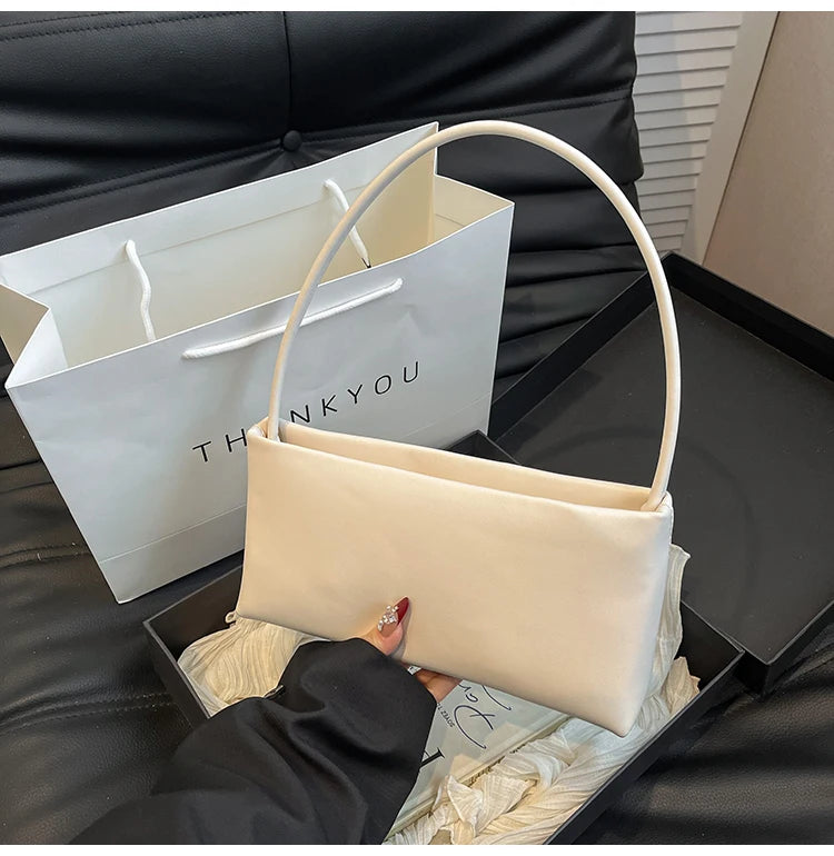 Sac souple pour femme uni – Nouveauté Printemps/Été 2025 – Sac polyvalent porté croisé ou à l'épaule (style « sous le bras ») en PU – Sac carré idéal pour le quotidien