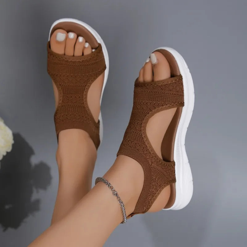 Sandales de sport décontractées et confortables pour femme – Été 2025 – Sandales compensées de plage et sandales romaines en maille tricotée