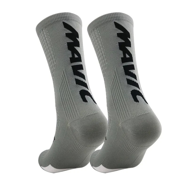 Unisex Sports Compression Socks 1 Pair Moisture-Wicking Breathable for Cycling Hiking Running Basketball
