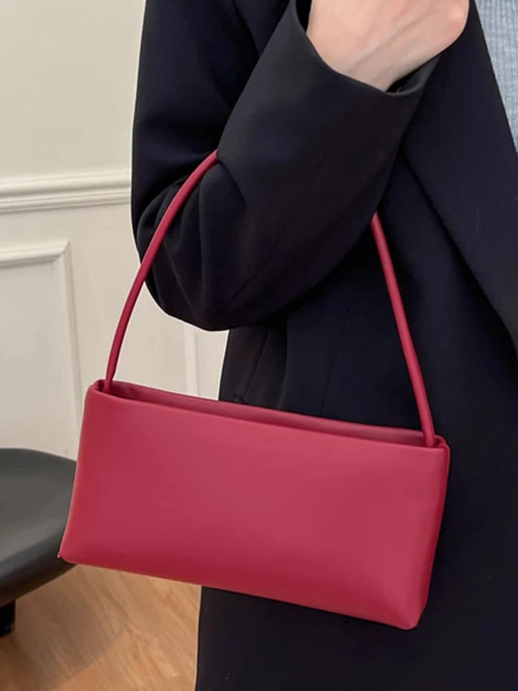 Sac souple pour femme uni – Nouveauté Printemps/Été 2025 – Sac polyvalent porté croisé ou à l'épaule (style « sous le bras ») en PU – Sac carré idéal pour le quotidien