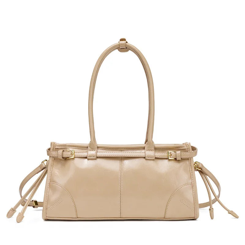 Nouveau sac bandoulière pour femme style Boston 2025 – Cuir souple effet huilé/ciré, design superposé, style moto chic