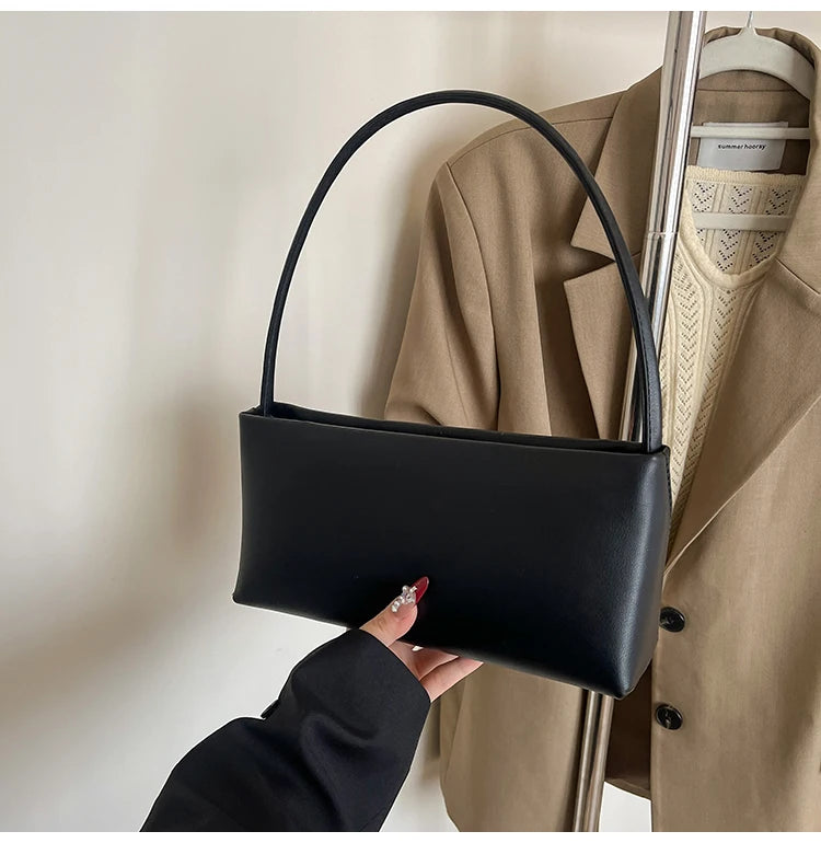 Sac souple pour femme uni – Nouveauté Printemps/Été 2025 – Sac polyvalent porté croisé ou à l'épaule (style « sous le bras ») en PU – Sac carré idéal pour le quotidien
