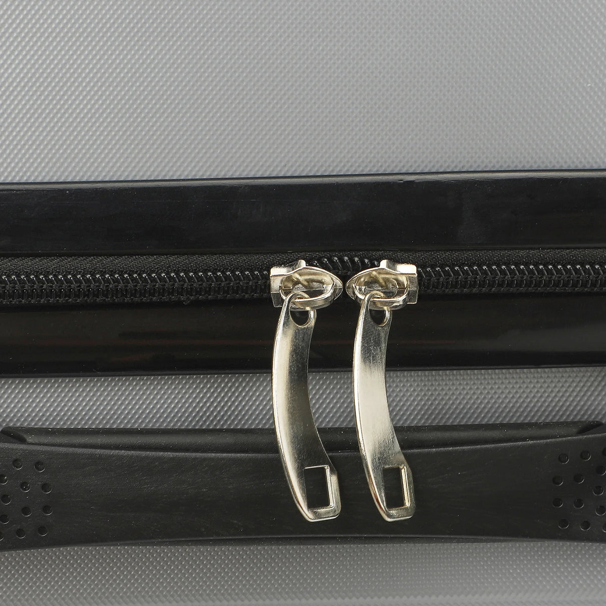 3-piece suitcase set 20-24- 28" Set ABS hard shell travel luggage set 4 wheels zipper telescopic pull rod M-L-XL set Black